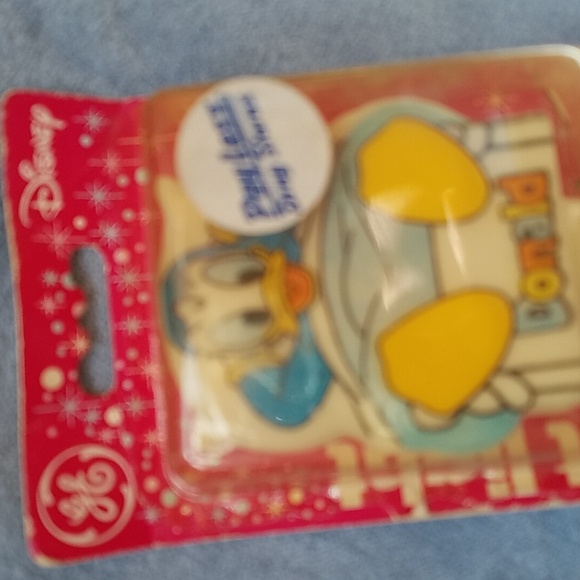 Donald Duck Nightlight - Picture 2 of 5